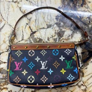 Louis Vuitton Pouchette